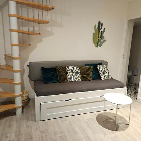 Maison De Village Meublee Avec Terrasse Donzère Eksteriør bilde